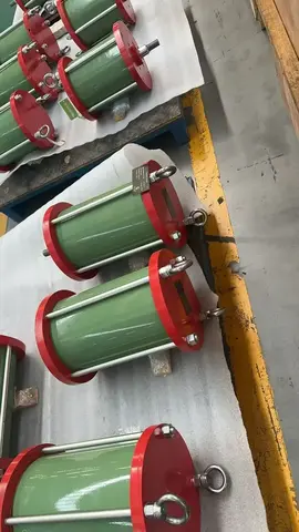 02 / Pneumatic actuator production batch