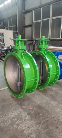 04 / Flanged butterfly valves