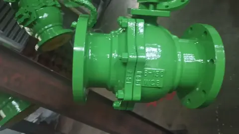 02 / Green flanged ball valve